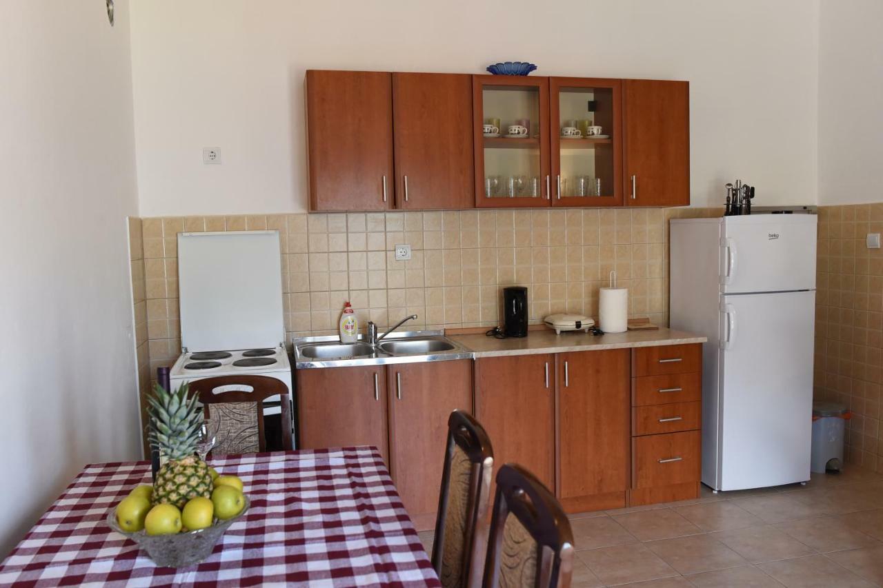 Apartment Krivokapic Prcanj With Bay View *