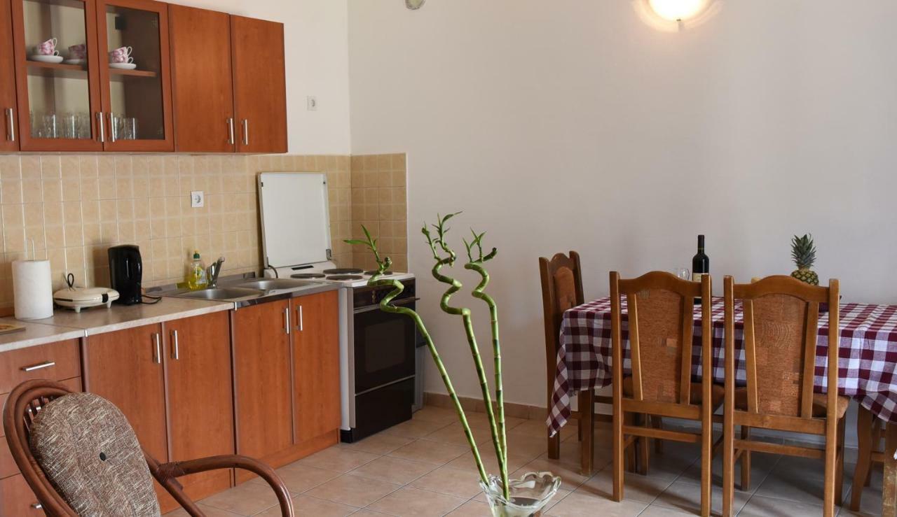 Appartement Krivokapic Prcanj With Bay View